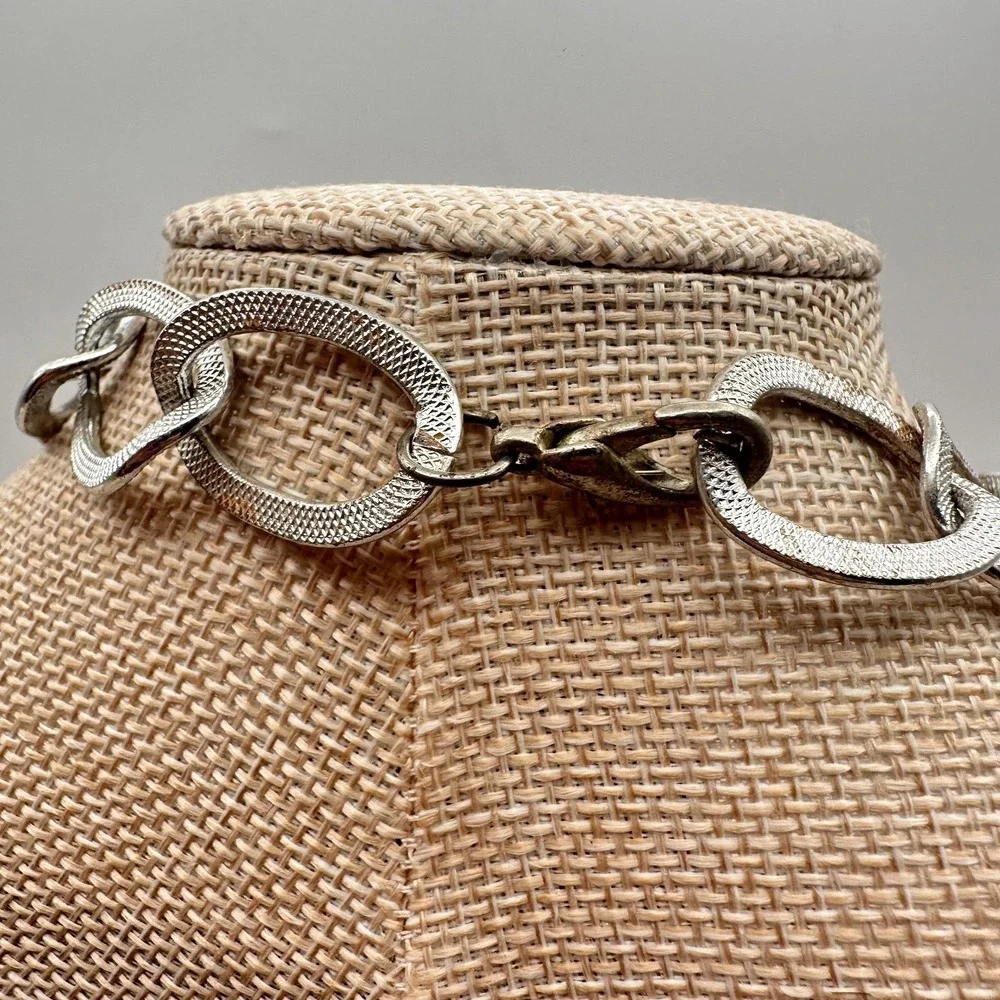 Vintage Y2K Silver Tone Textured Oval Link Chain Necklace 27